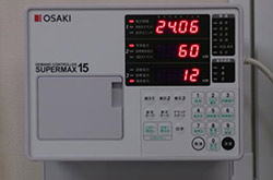 デマンドコントロールで年間電気料金を400万円削減！