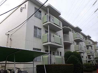汚水排水管の洗浄作業によるマンション資産価値向上